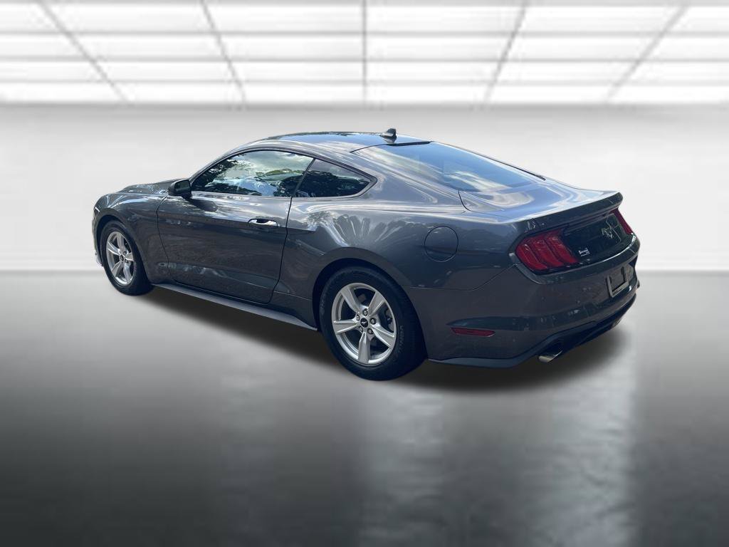Used 2020 Ford Mustang Coupe RWD image 3
