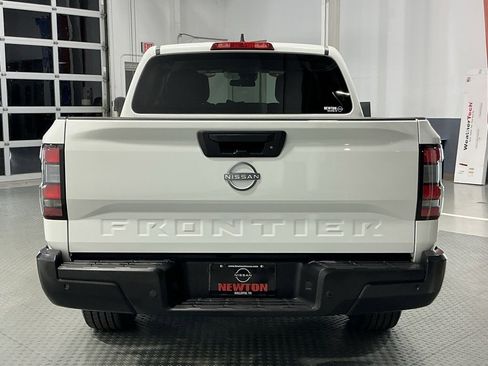 Used 2025 Nissan Frontier S w/ S Utility Package image 33