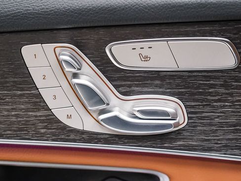 Certified 2022 Mercedes-Benz GLC 300 4MATIC image 28