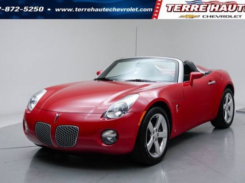 Used 2008 Pontiac Solstice Convertible w/ Premium Package RWD image 1