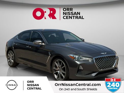 Used 2019 Genesis G70 3.3T Advanced w/ Prestige Package RWD image 3