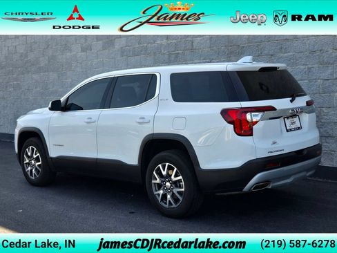 Used 2023 GMC Acadia SLE FWD image 3