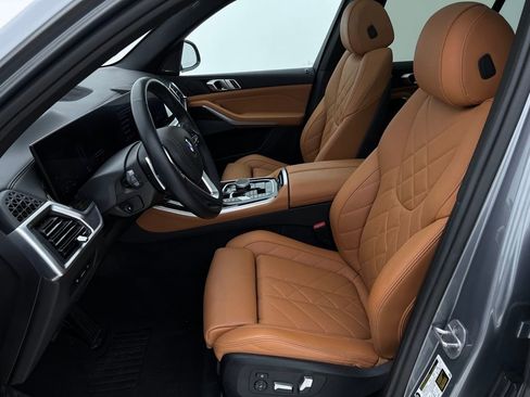 Certified 2024 BMW X5 xDrive40i w/ Premium Package image 11
