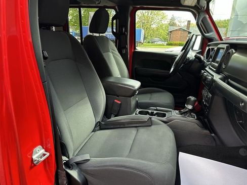 Used 2020 Jeep Gladiator Sport w/ Quick Order Package 24S AWD/4WD image 26