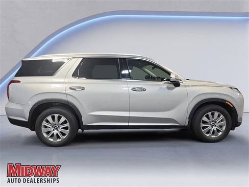 Used 2023 Hyundai Palisade SEL w/ Cargo Package image 6