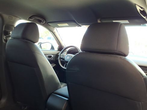 Used 2024 Honda Civic Sport image 8