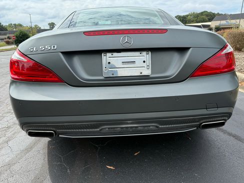 Used 2013 Mercedes-Benz SL 550 image 4