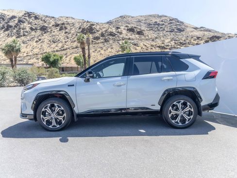 Used 2023 Toyota RAV4 XSE w/ Weather Package AWD/4WD image 7