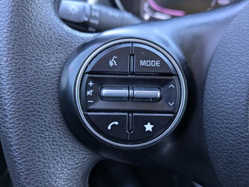 Certified 2023 Kia Soul LX image 30