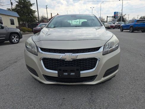 Used 2014 Chevrolet Malibu LT w/ Power Convenience Package image 9