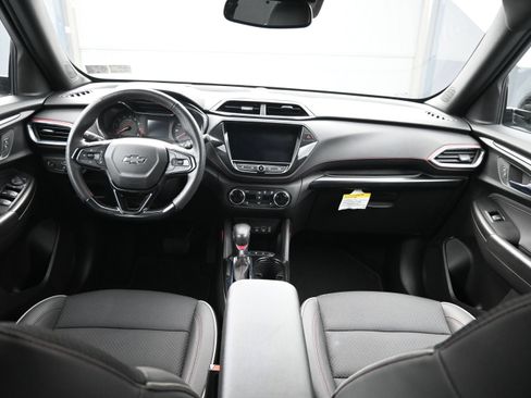 Used 2023 Chevrolet TrailBlazer RS w/ Convenience Package AWD/4WD image 20