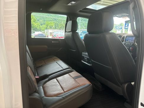 Used 2023 Chevrolet Silverado 2500 High Country w/ Z71 Off-Road Package AWD/4WD image 21