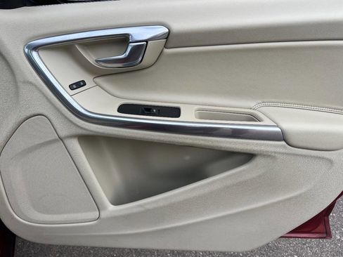 Used 2015 Volvo V60 T5 Premier Plus image 27