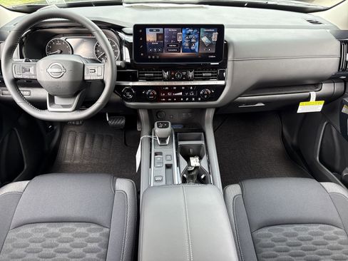 New 2026 Nissan Pathfinder SV w/ SV Premium Package FWD image 2