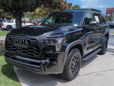 Certified 2025 Toyota Sequoia TRD Pro AWD/4WD image 5