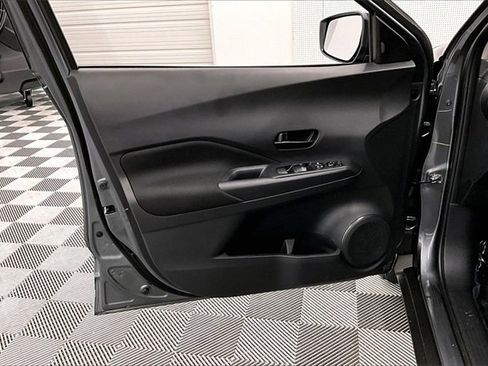 New 2025 Nissan Kicks Play S image 25