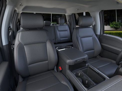 New 2026 Ford F250 Lariat w/ Black Appearance Package image 10