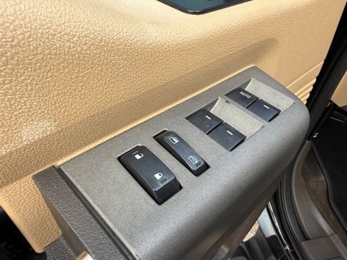 Used 2012 Ford F350 Lariat w/ Lariat Ultimate Pkg AWD/4WD image 22