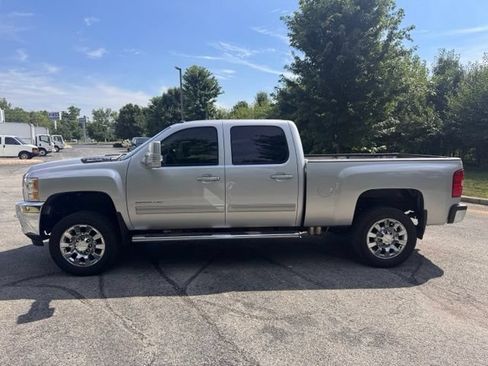 Used 2014 Chevrolet Silverado 3500 LTZ w/ LTZ Plus Package AWD/4WD image 6