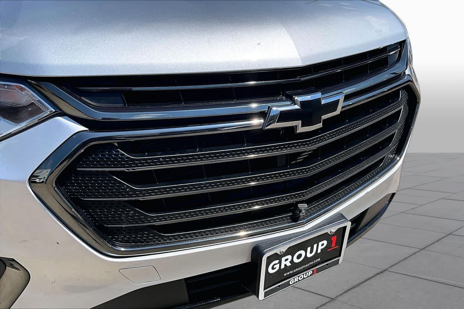 Used 2020 Chevrolet Traverse Premier w/ Redline Edition FWD image 30