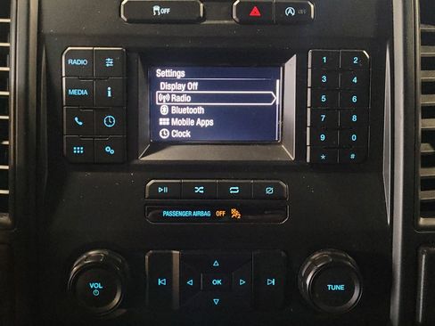 Used 2019 Ford F150 XL w/ Equipment Group 101A Mid RWD image 25