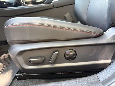 New 2026 Nissan Sentra SR w/ SR Premium Package FWD image 16