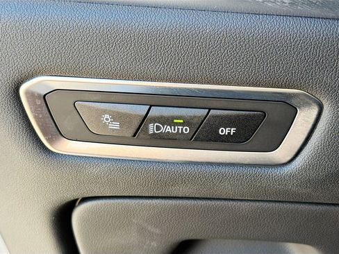 Certified 2025 BMW X7 xDrive40i w/ Premium Package image 39