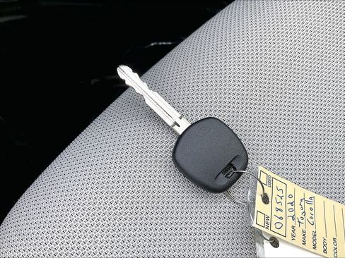 Used 2020 Toyota Corolla L image 13