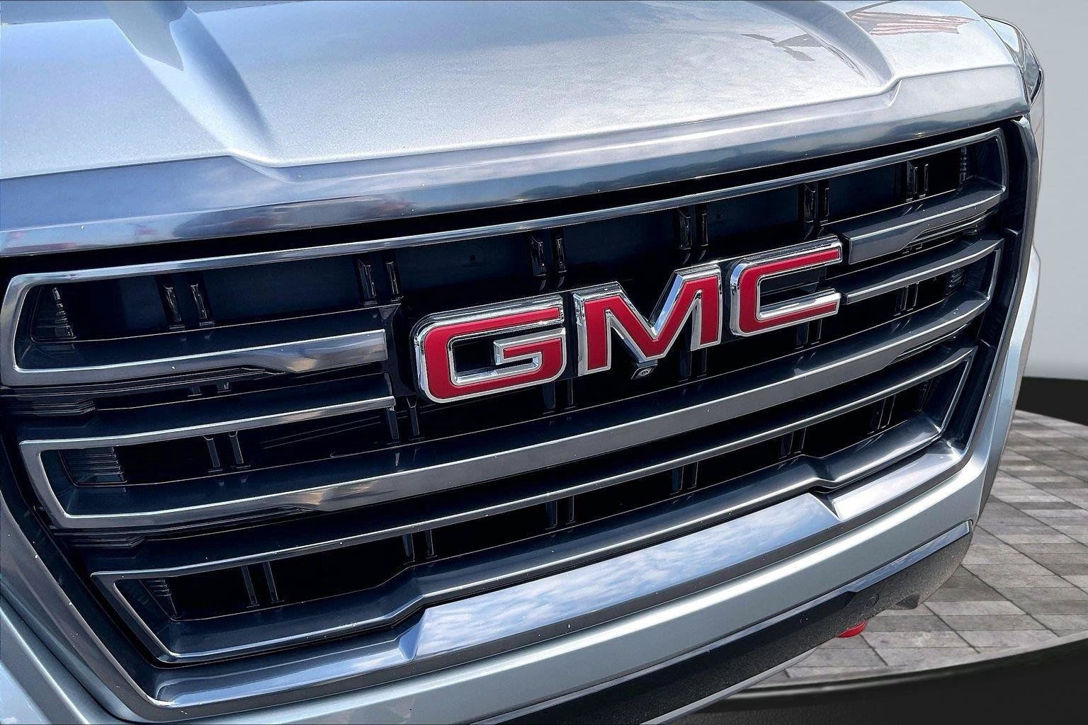 Used 2024 GMC Yukon AT4 w/ AT4 Premium Plus Package AWD/4WD image 30