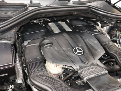 Used 2018 Mercedes-Benz GLS 450 4MATIC image 29