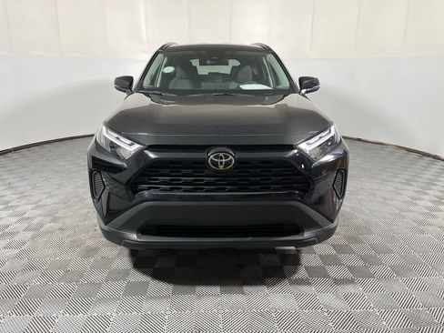 Used 2025 Toyota RAV4 XLE FWD image 3
