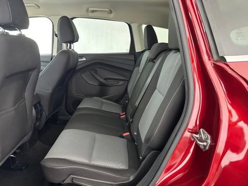 Used 2017 Ford Escape SE AWD/4WD image 29