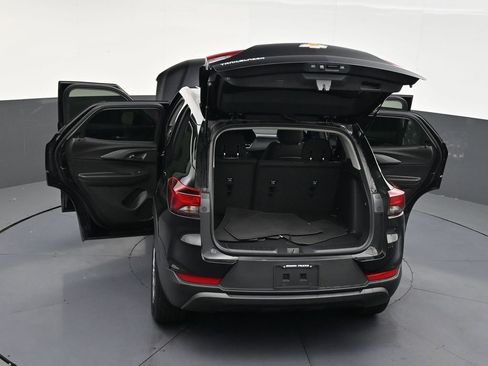 Used 2025 Chevrolet TrailBlazer LS FWD image 33