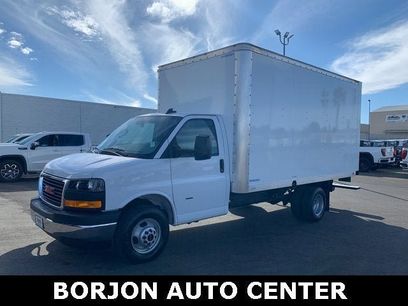 New 2024 GMC Savana 3500 w/ Power Convenience Package