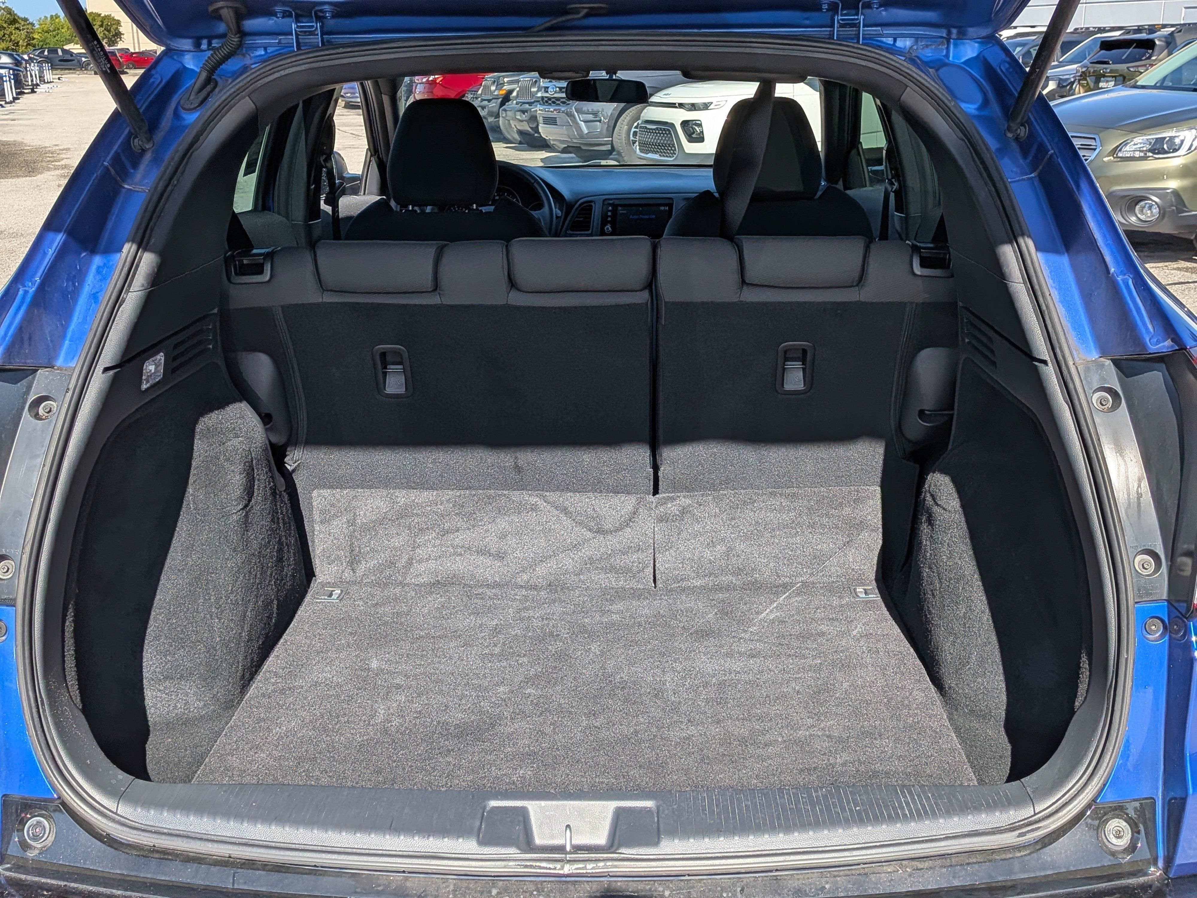 Used 2020 Honda HR-V Sport image 13