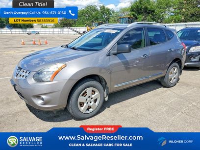 Used 2014 Nissan Rogue S w/ Convenience Package