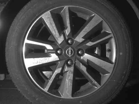 Used 2025 Nissan Versa SV image 13