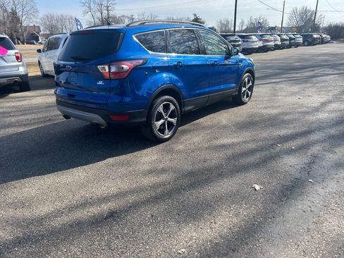 Used 2017 Ford Escape SE w/ Equipment Group 201A image 17