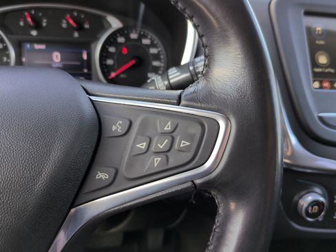 Used 2019 Chevrolet Equinox LT AWD/4WD image 17