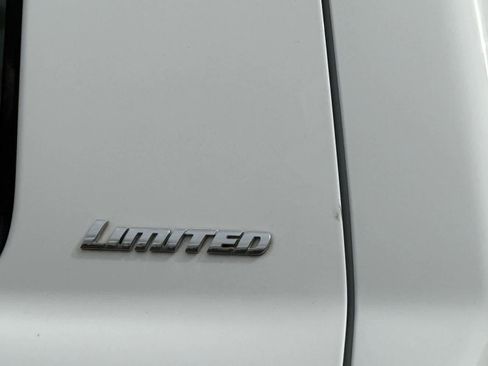 Used 2017 Toyota Tundra Limited w/ TRD Off Road Package image 17