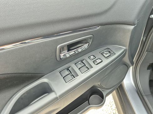 New 2026 Mitsubishi Outlander Sport LE AWD/4WD image 19