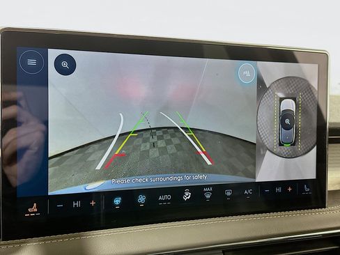 Used 2025 Lincoln Corsair AWD w/ Equipment Group 101A image 15