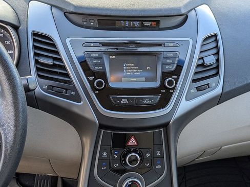 Used 2015 Hyundai Elantra SE w/ Option Group 02 image 30