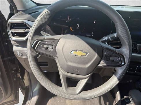 Used 2026 Chevrolet TrailBlazer LT FWD image 12