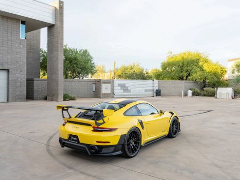 Used 2018 Porsche 911 GT2 RS RWD image 26