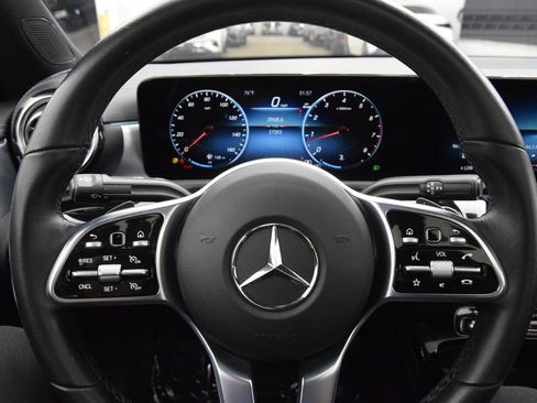 Used 2023 Mercedes-Benz CLA 250 image 23