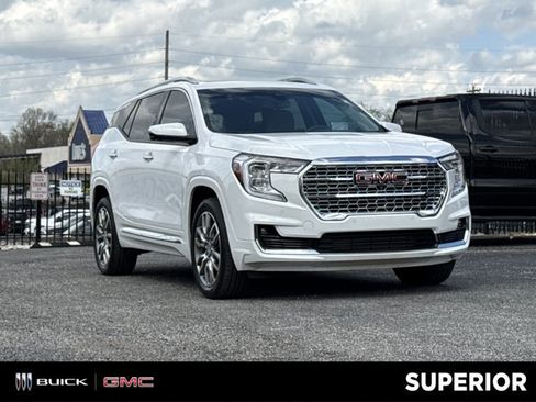 Used 2024 GMC Terrain Denali w/ Denali Premium Package image 1