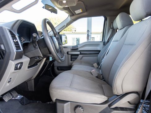 Used 2018 Ford F150 XLT image 12