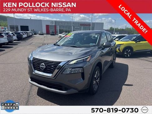 Certified 2022 Nissan Rogue SV image 1