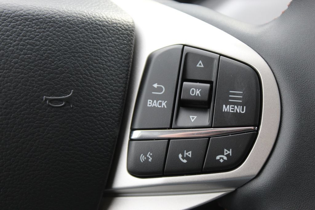 New 2026 Ford Explorer Active AWD/4WD image 26